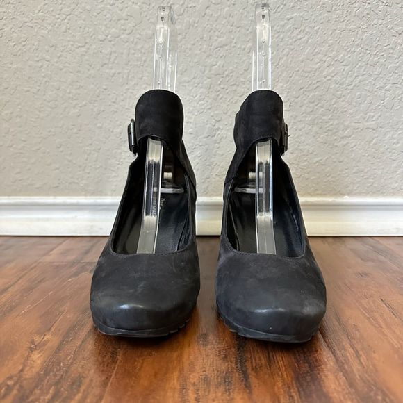 PAUL GREEN Round Toe Ankle Strap Heels in Black Leather - Picture 2 of 9